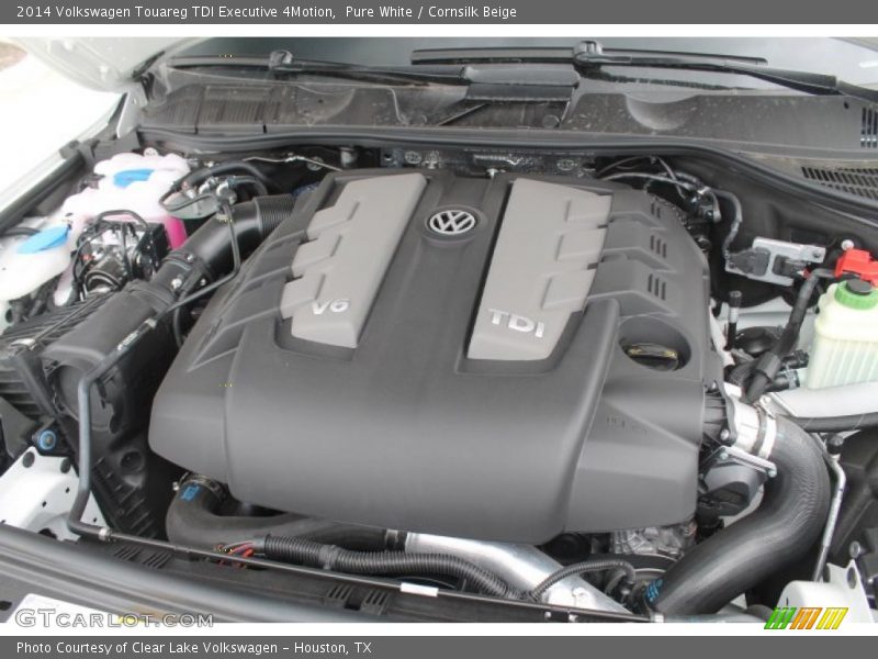 Pure White / Cornsilk Beige 2014 Volkswagen Touareg TDI Executive 4Motion