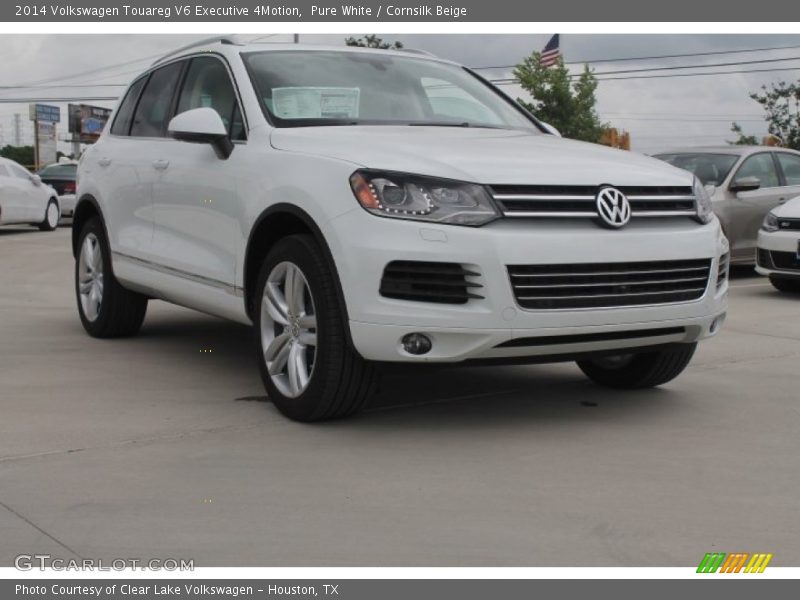 Pure White / Cornsilk Beige 2014 Volkswagen Touareg V6 Executive 4Motion