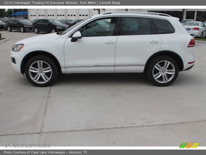 Pure White / Cornsilk Beige 2014 Volkswagen Touareg V6 Executive 4Motion