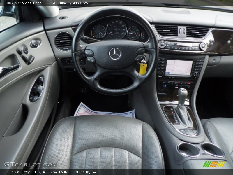 Dashboard of 2007 CLS 550