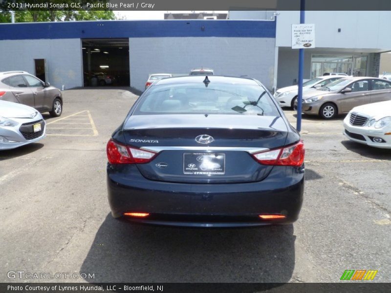 Pacific Blue Pearl / Gray 2011 Hyundai Sonata GLS