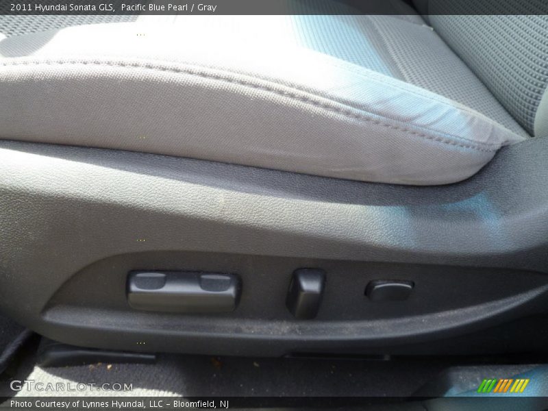Pacific Blue Pearl / Gray 2011 Hyundai Sonata GLS