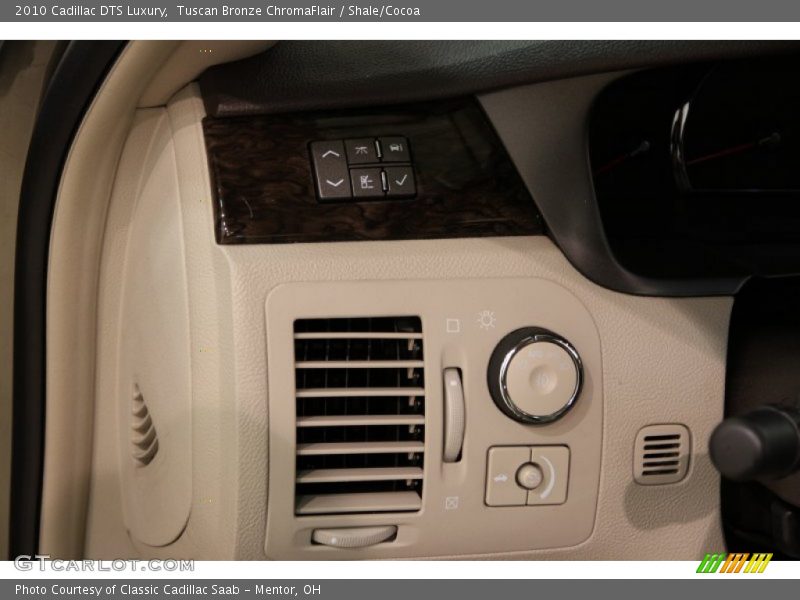 Tuscan Bronze ChromaFlair / Shale/Cocoa 2010 Cadillac DTS Luxury