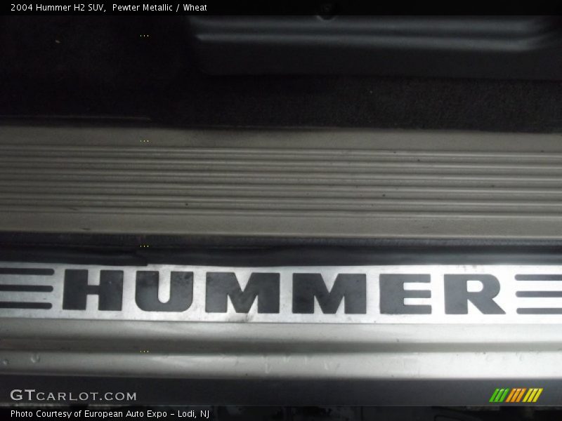 Pewter Metallic / Wheat 2004 Hummer H2 SUV