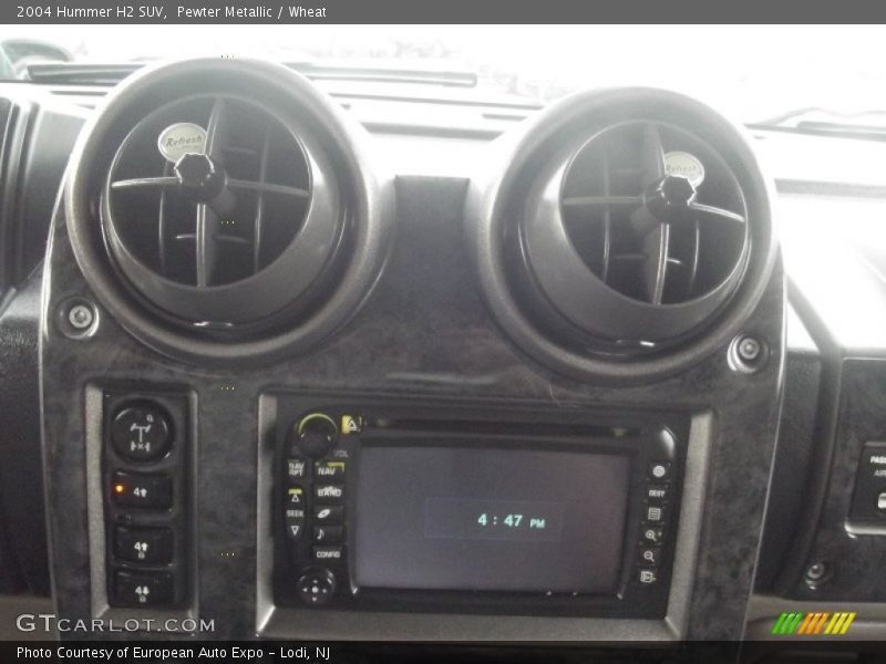Pewter Metallic / Wheat 2004 Hummer H2 SUV