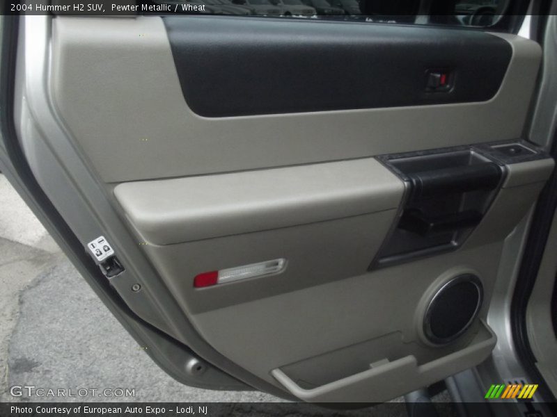 Pewter Metallic / Wheat 2004 Hummer H2 SUV