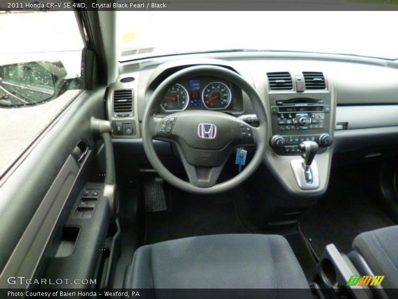 Crystal Black Pearl / Black 2011 Honda CR-V SE 4WD