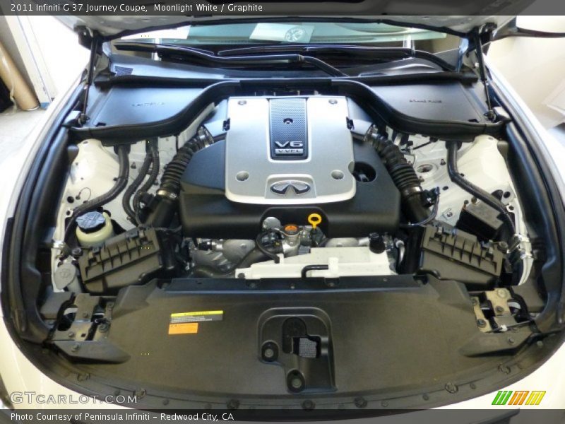 Moonlight White / Graphite 2011 Infiniti G 37 Journey Coupe