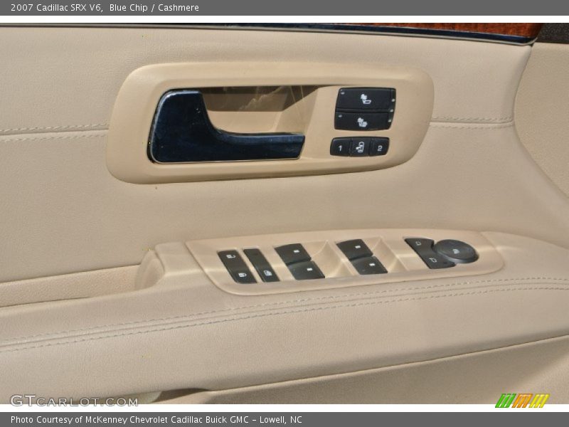 Blue Chip / Cashmere 2007 Cadillac SRX V6