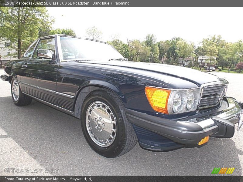 Front 3/4 View of 1988 SL Class 560 SL Roadster