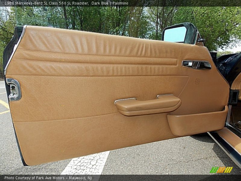 Door Panel of 1988 SL Class 560 SL Roadster