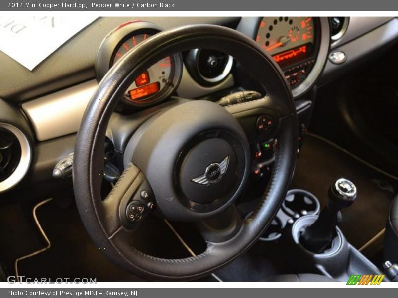 Pepper White / Carbon Black 2012 Mini Cooper Hardtop