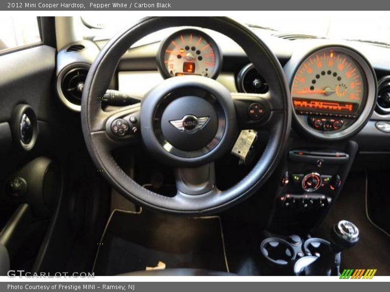 Pepper White / Carbon Black 2012 Mini Cooper Hardtop