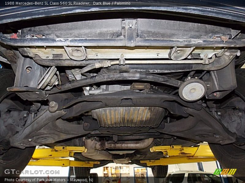 Undercarriage of 1988 SL Class 560 SL Roadster