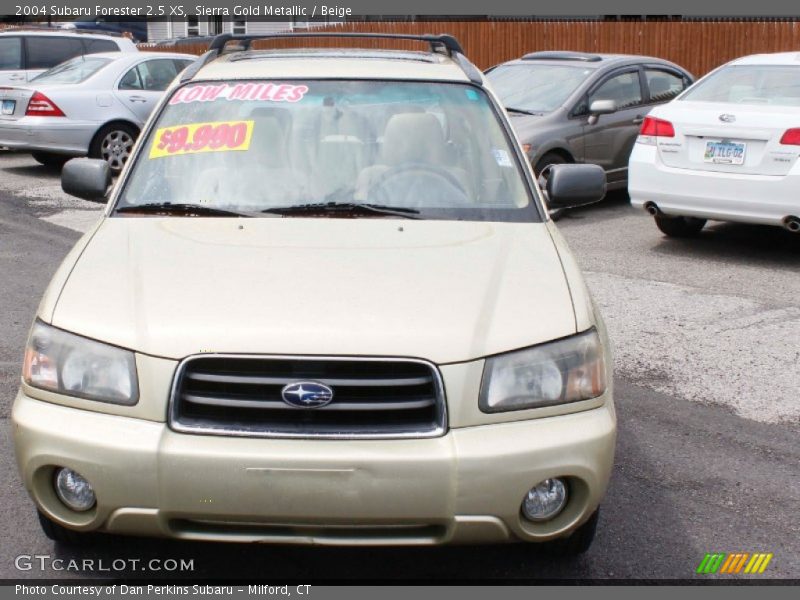 Sierra Gold Metallic / Beige 2004 Subaru Forester 2.5 XS