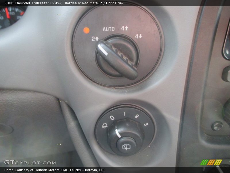 Bordeaux Red Metallic / Light Gray 2006 Chevrolet TrailBlazer LS 4x4