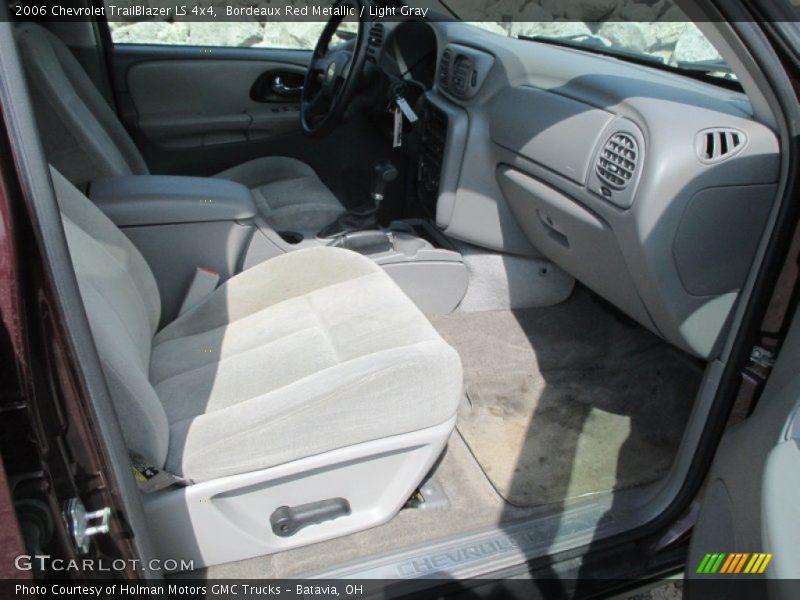 Bordeaux Red Metallic / Light Gray 2006 Chevrolet TrailBlazer LS 4x4