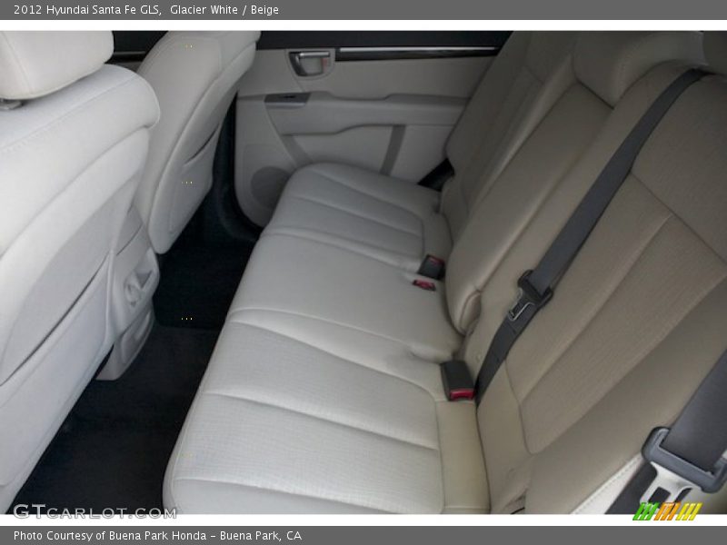 Glacier White / Beige 2012 Hyundai Santa Fe GLS