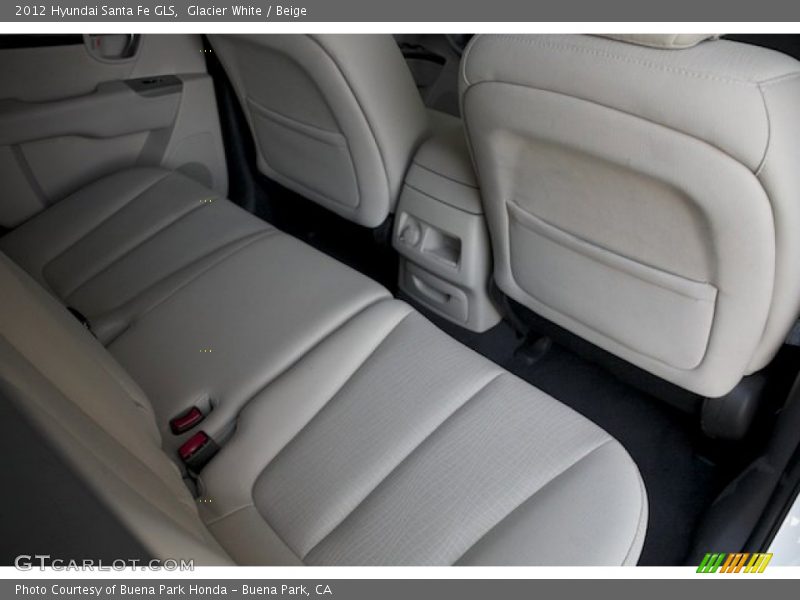 Glacier White / Beige 2012 Hyundai Santa Fe GLS