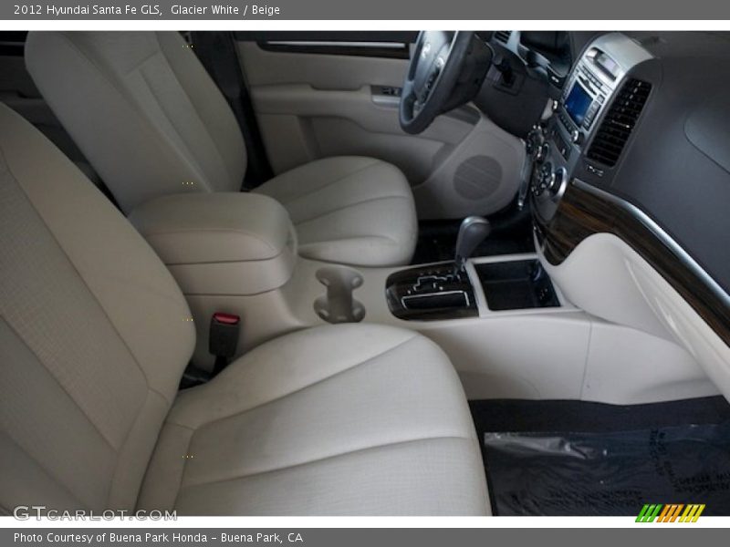 Glacier White / Beige 2012 Hyundai Santa Fe GLS