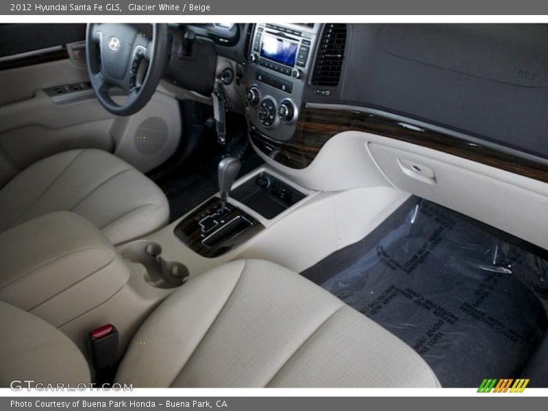 Glacier White / Beige 2012 Hyundai Santa Fe GLS