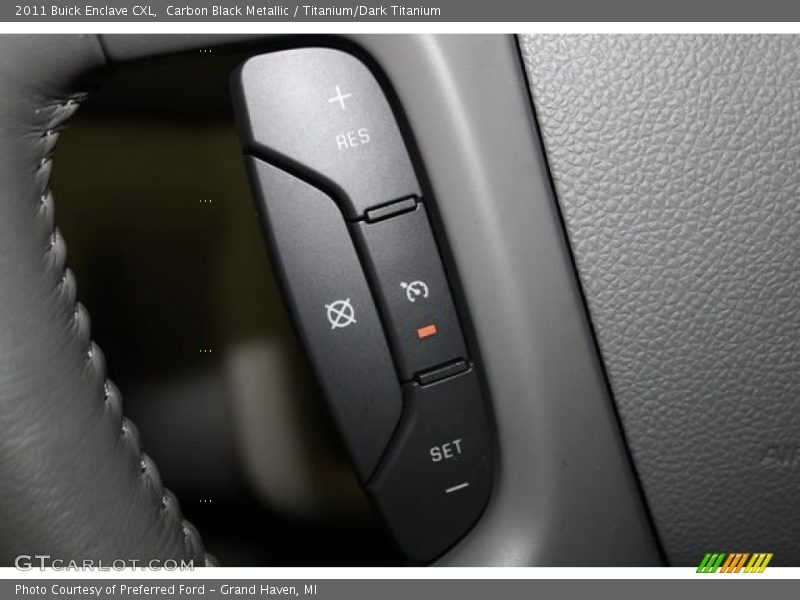 Carbon Black Metallic / Titanium/Dark Titanium 2011 Buick Enclave CXL