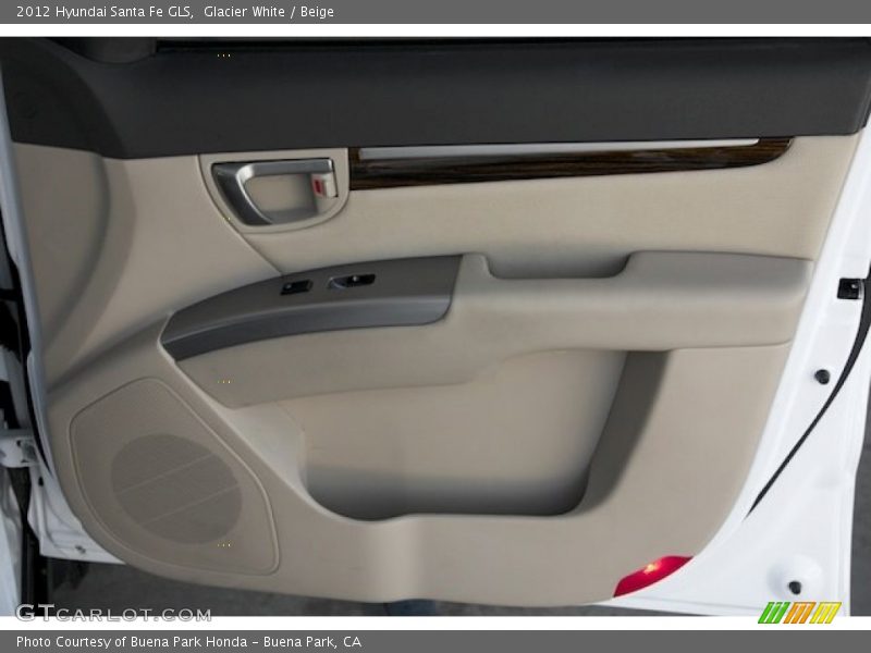 Glacier White / Beige 2012 Hyundai Santa Fe GLS