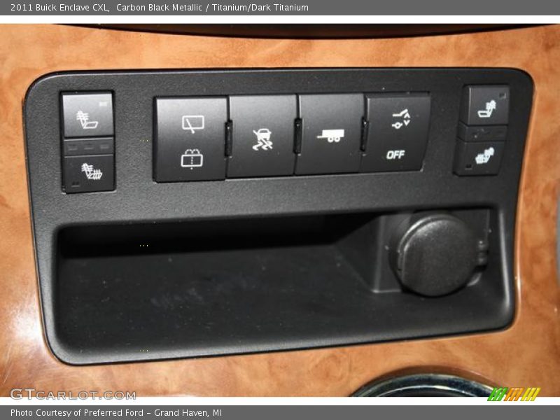 Carbon Black Metallic / Titanium/Dark Titanium 2011 Buick Enclave CXL