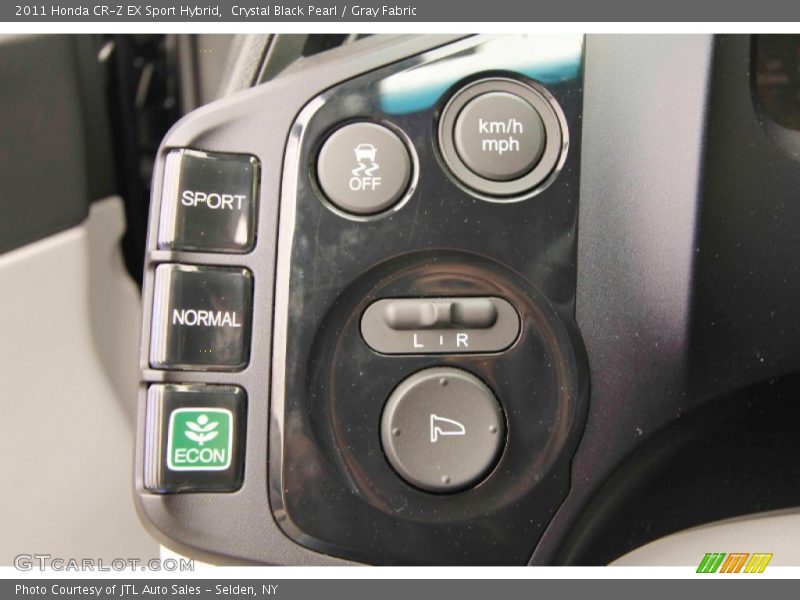 Controls of 2011 CR-Z EX Sport Hybrid