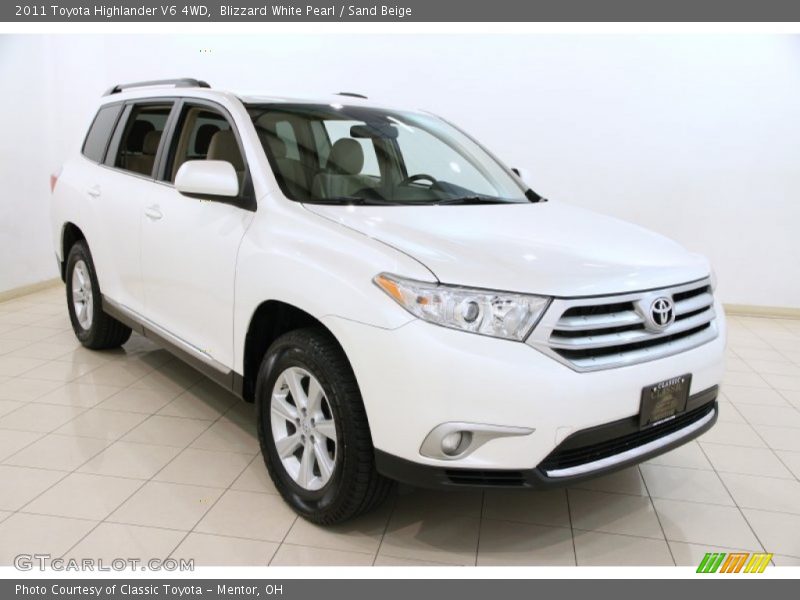 Blizzard White Pearl / Sand Beige 2011 Toyota Highlander V6 4WD