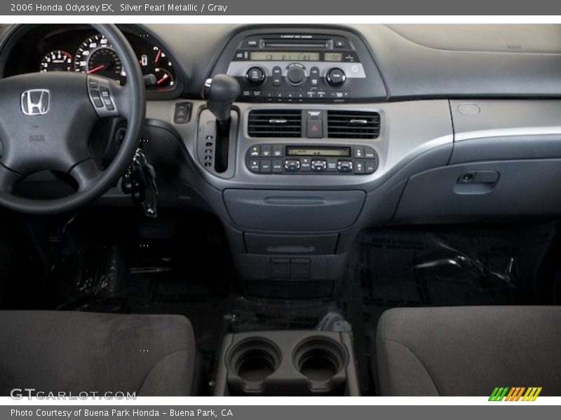 Silver Pearl Metallic / Gray 2006 Honda Odyssey EX