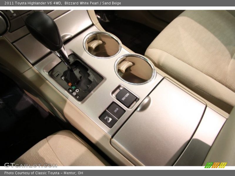 Blizzard White Pearl / Sand Beige 2011 Toyota Highlander V6 4WD