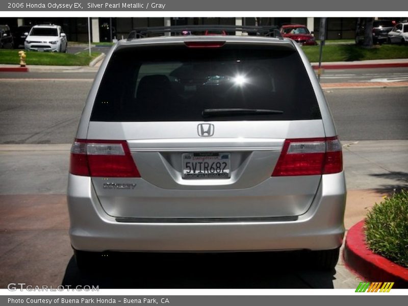 Silver Pearl Metallic / Gray 2006 Honda Odyssey EX