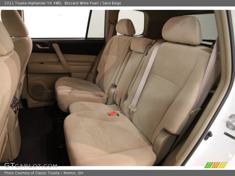 Blizzard White Pearl / Sand Beige 2011 Toyota Highlander V6 4WD