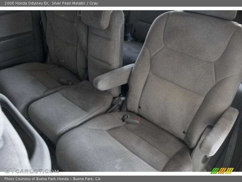 Silver Pearl Metallic / Gray 2006 Honda Odyssey EX