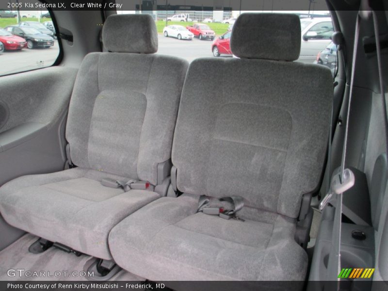 Clear White / Gray 2005 Kia Sedona LX