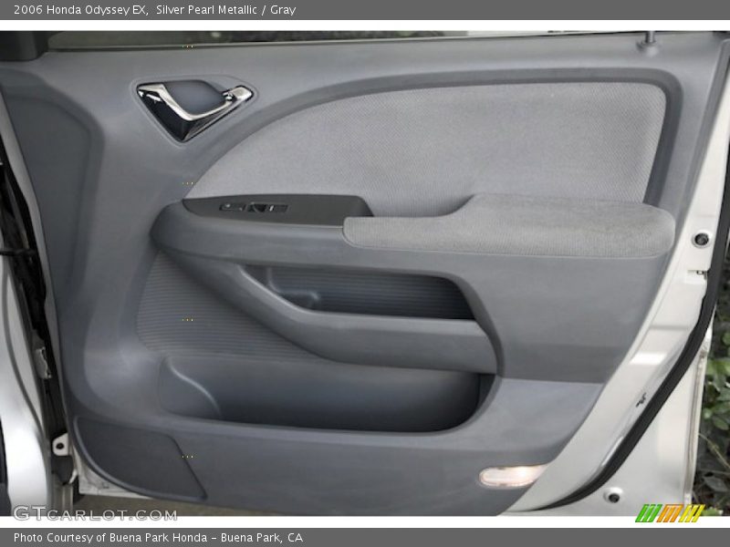 Silver Pearl Metallic / Gray 2006 Honda Odyssey EX