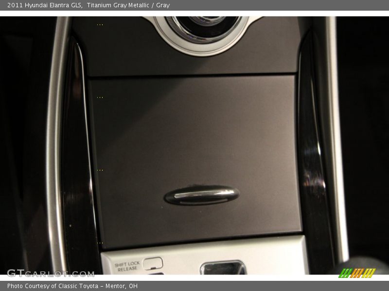 Titanium Gray Metallic / Gray 2011 Hyundai Elantra GLS