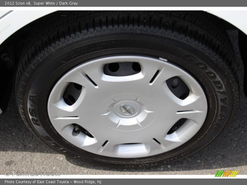 Super White / Dark Gray 2012 Scion xB