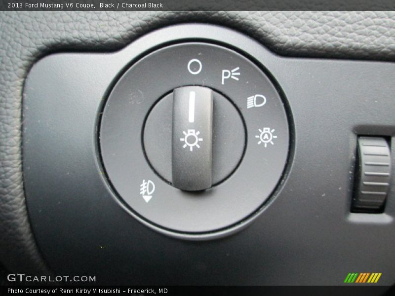 Black / Charcoal Black 2013 Ford Mustang V6 Coupe