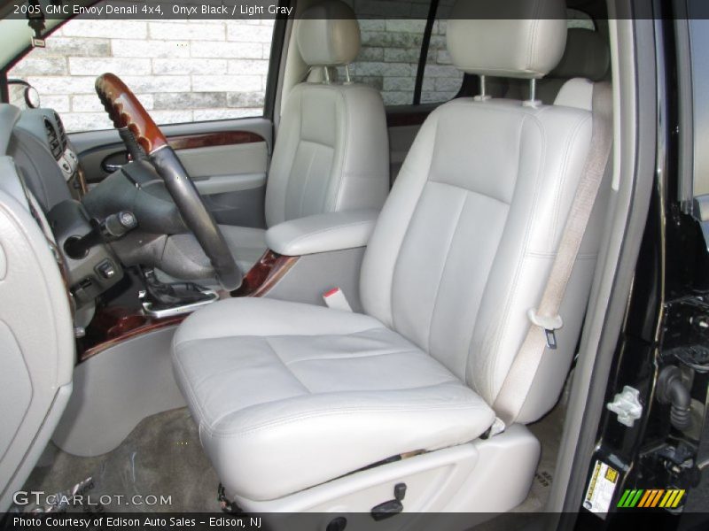 Onyx Black / Light Gray 2005 GMC Envoy Denali 4x4
