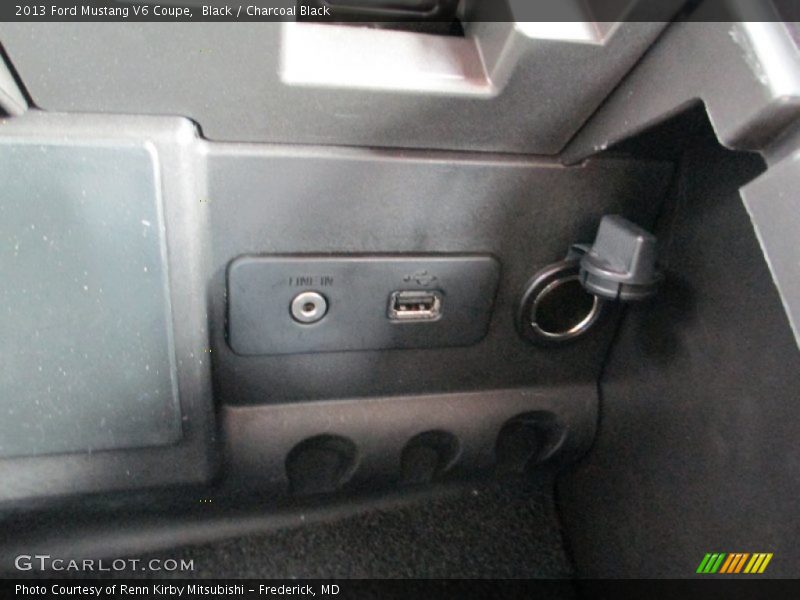 Black / Charcoal Black 2013 Ford Mustang V6 Coupe