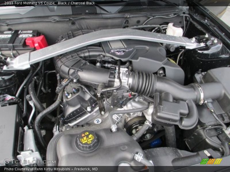 Black / Charcoal Black 2013 Ford Mustang V6 Coupe