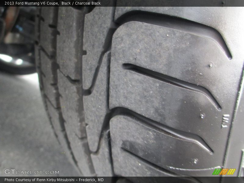 Black / Charcoal Black 2013 Ford Mustang V6 Coupe