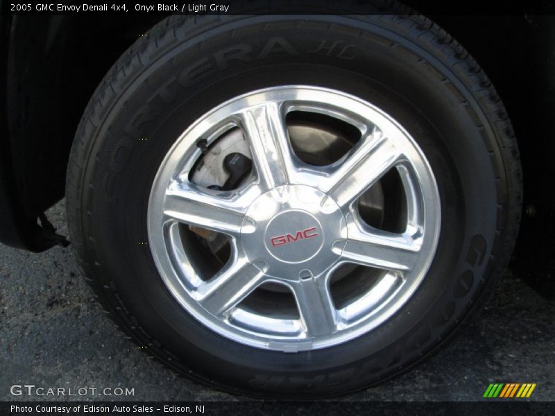 Onyx Black / Light Gray 2005 GMC Envoy Denali 4x4