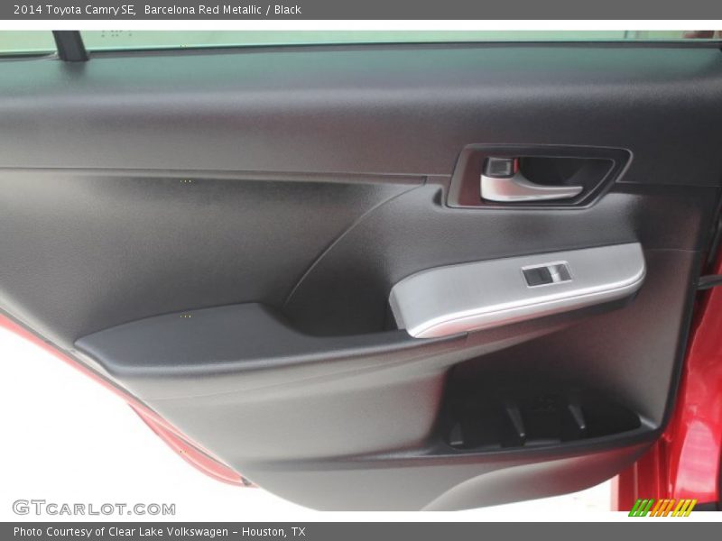 Barcelona Red Metallic / Black 2014 Toyota Camry SE