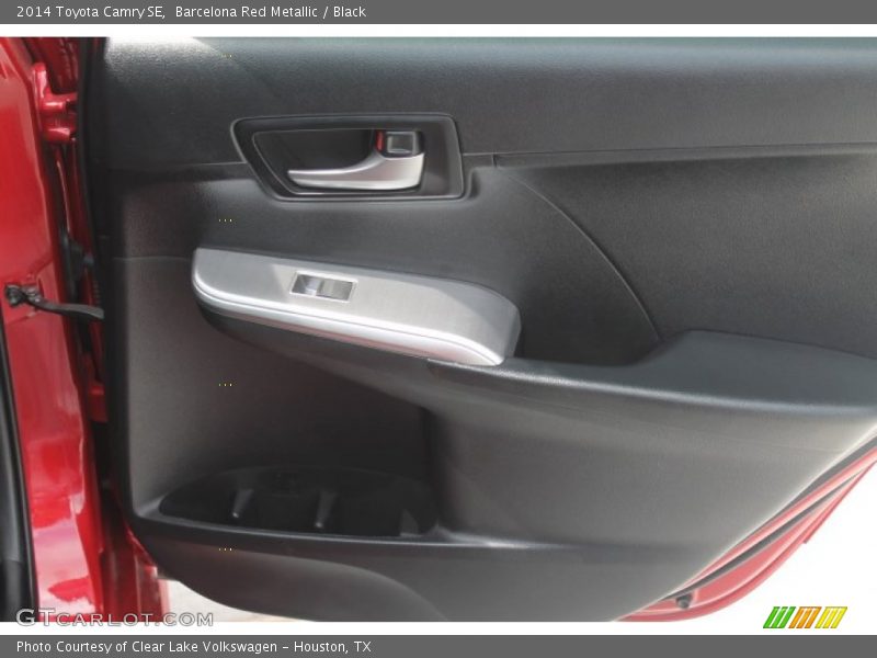 Barcelona Red Metallic / Black 2014 Toyota Camry SE