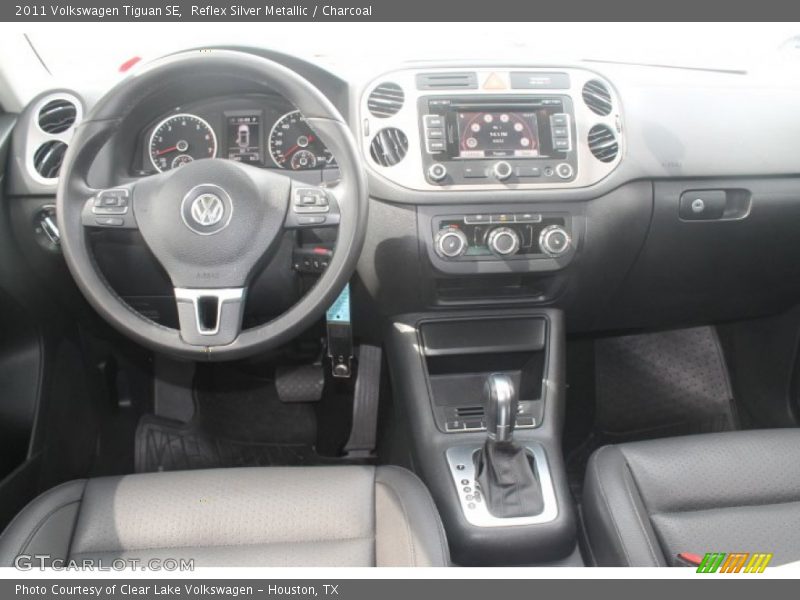 Reflex Silver Metallic / Charcoal 2011 Volkswagen Tiguan SE