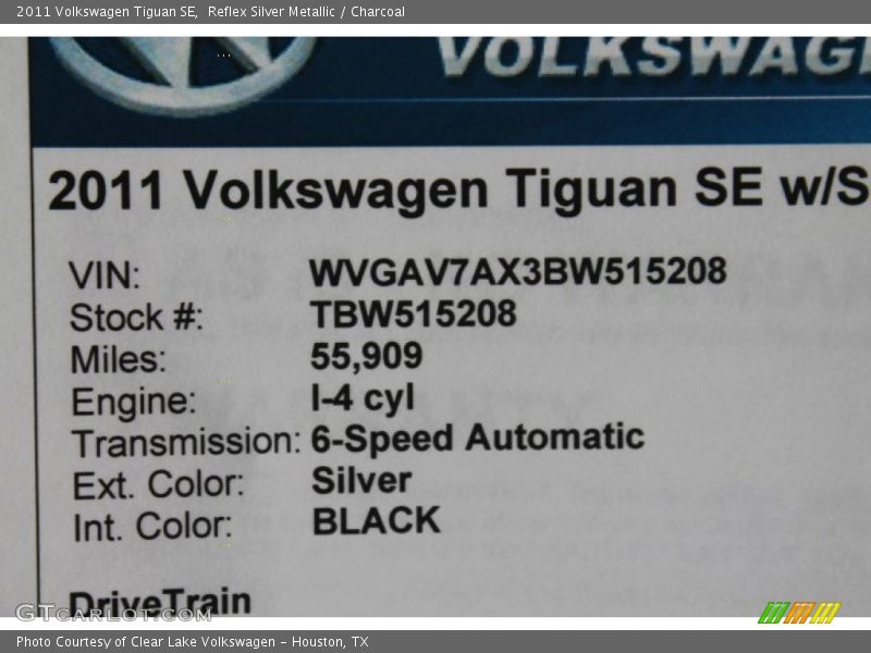 Reflex Silver Metallic / Charcoal 2011 Volkswagen Tiguan SE