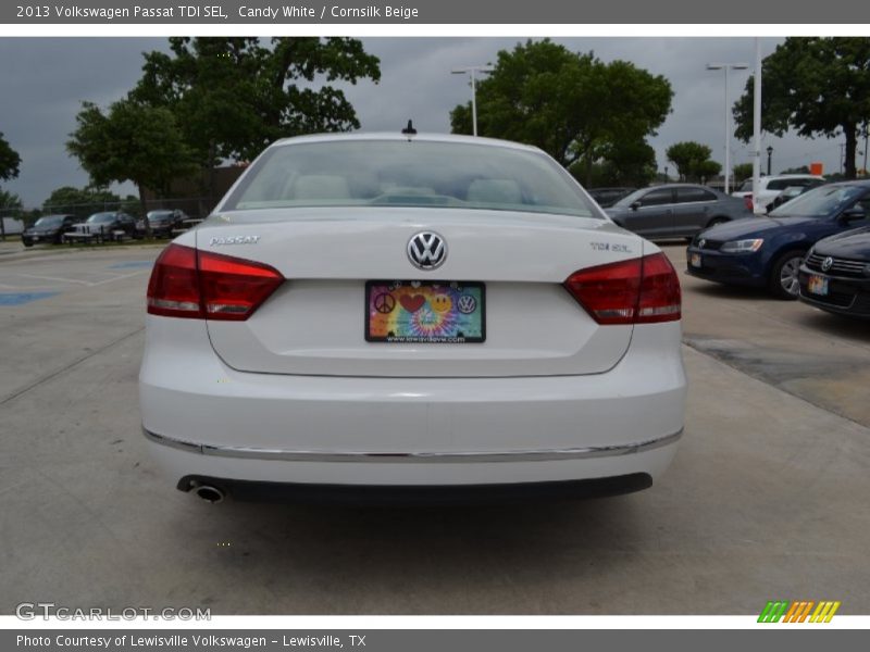 Candy White / Cornsilk Beige 2013 Volkswagen Passat TDI SEL